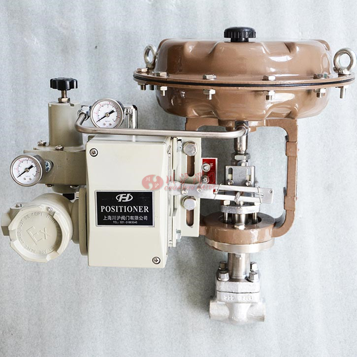 氣動內螺紋調節閥實物圖